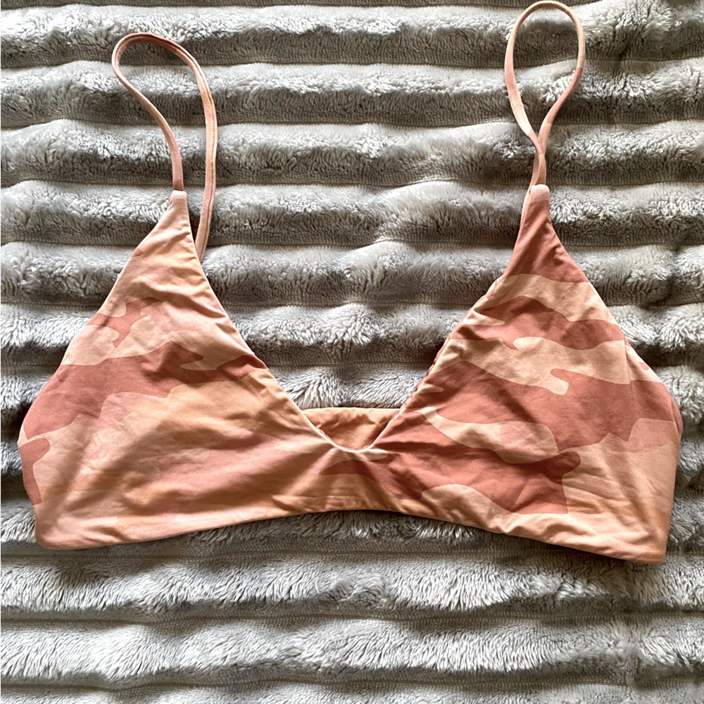 mai active top